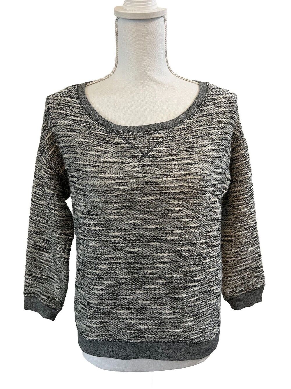 AMERICAN EAGLE Gray Long sleeve Thin Sweater Sz S